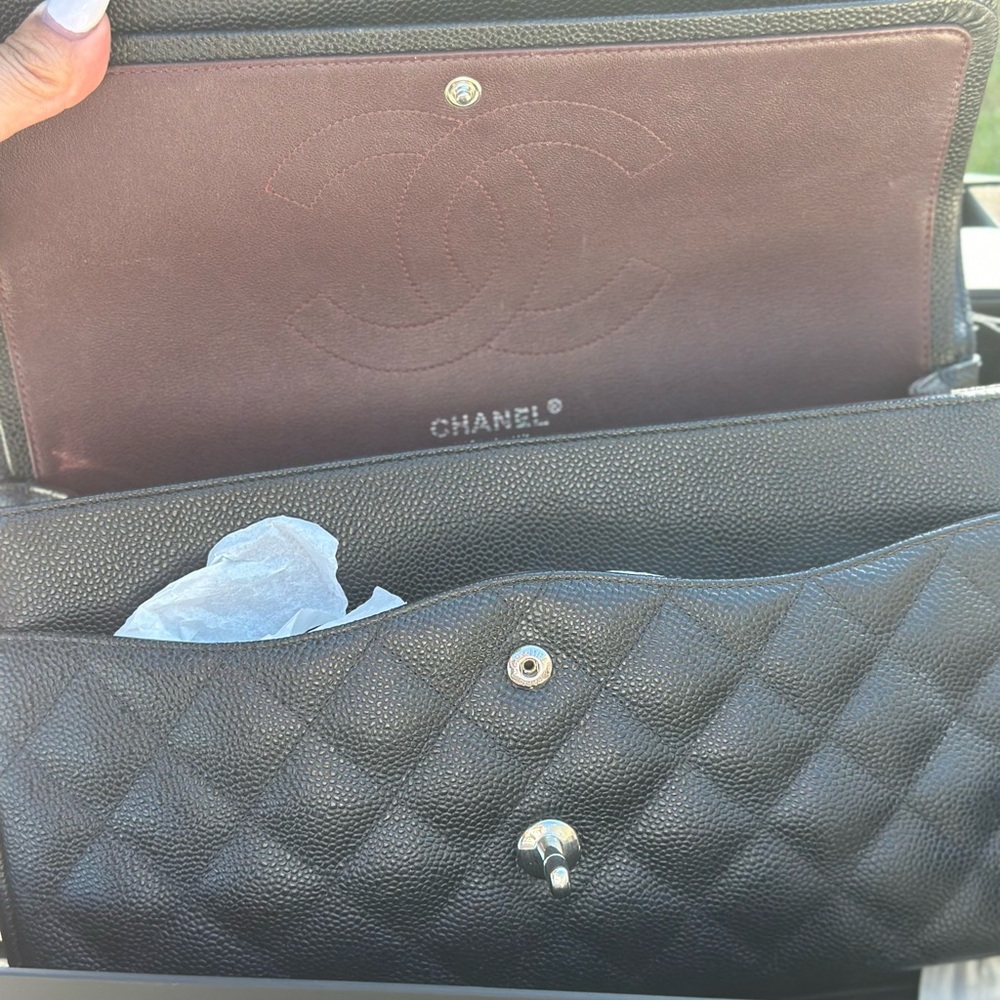 Chanel caviar large double flap bag - Picture 4 of 8